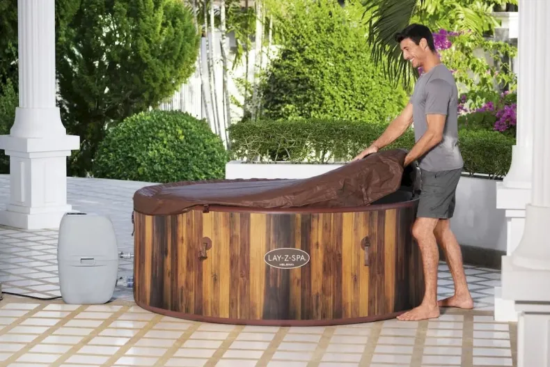 Lay-Z Spa Helsinki