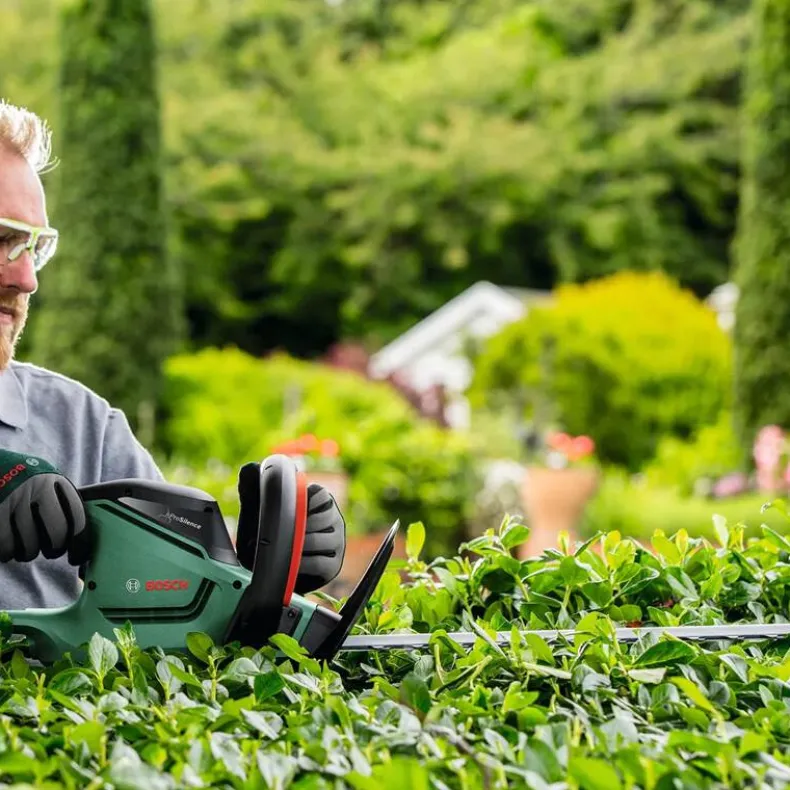 Bosch Universal HedgeCut 50 heggenschaar 50 cm - 480 W