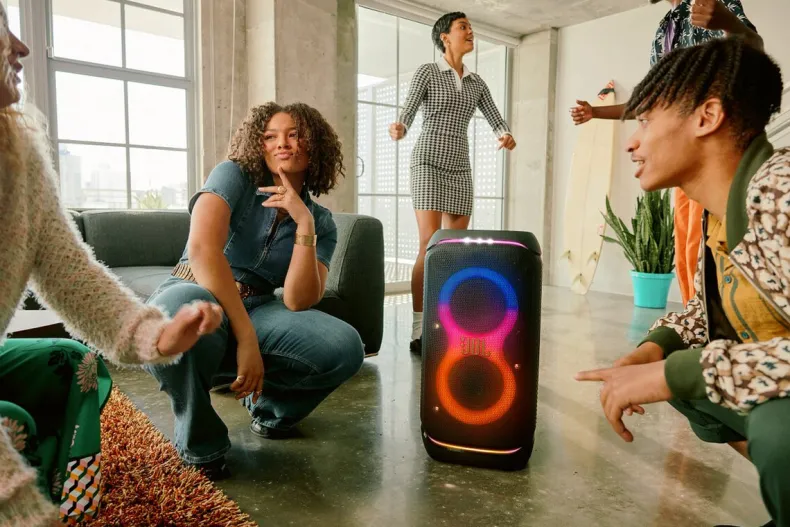 JBL Partybox Stage 320 - Bluetooth Party Speaker - Zwart