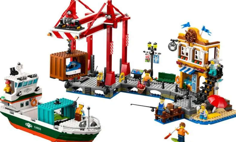 LEGO City 60422 Haven met vrachtschip
