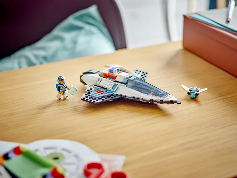 LEGO City 60430 Interstellair ruimteschip