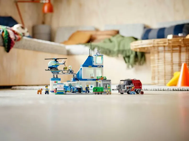 LEGO City 60316 Politiebureau