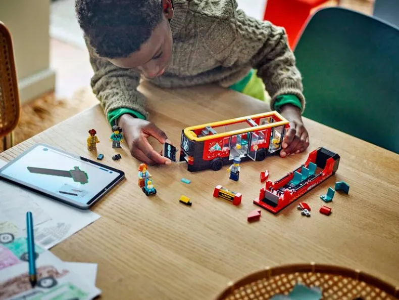 LEGO City 60407 Toeristische rode dubbeldekker