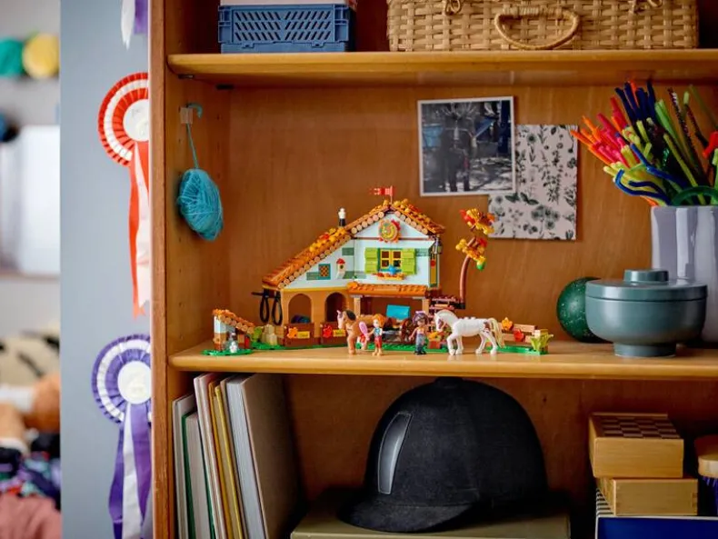 LEGO Friends 41745 Autumns paardenstal