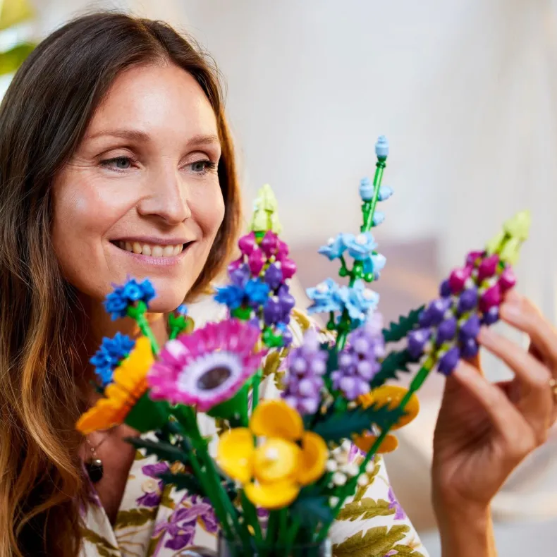 LEGO Icons 10313 Boeket met wilde bloemen