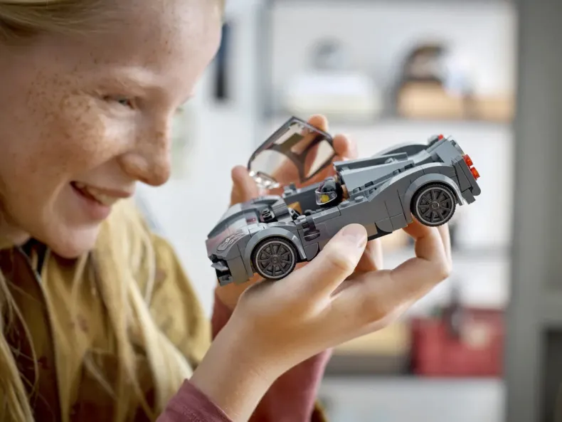 LEGO Speed Champions 76915 Pagani Utopia