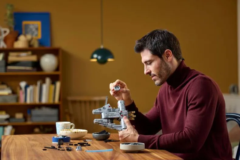 LEGO Star Wars 75375 Millennium Falcon