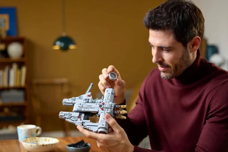 LEGO Star Wars 75375 Millennium Falcon