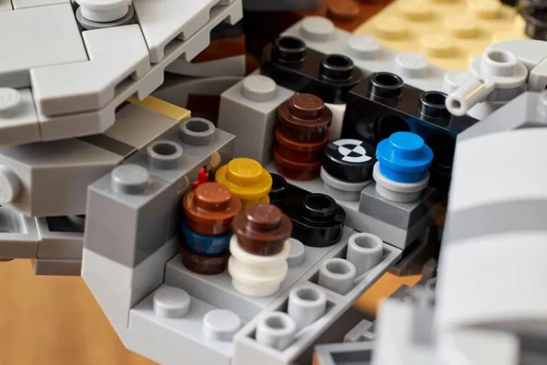 LEGO Star Wars 75375 Millennium Falcon