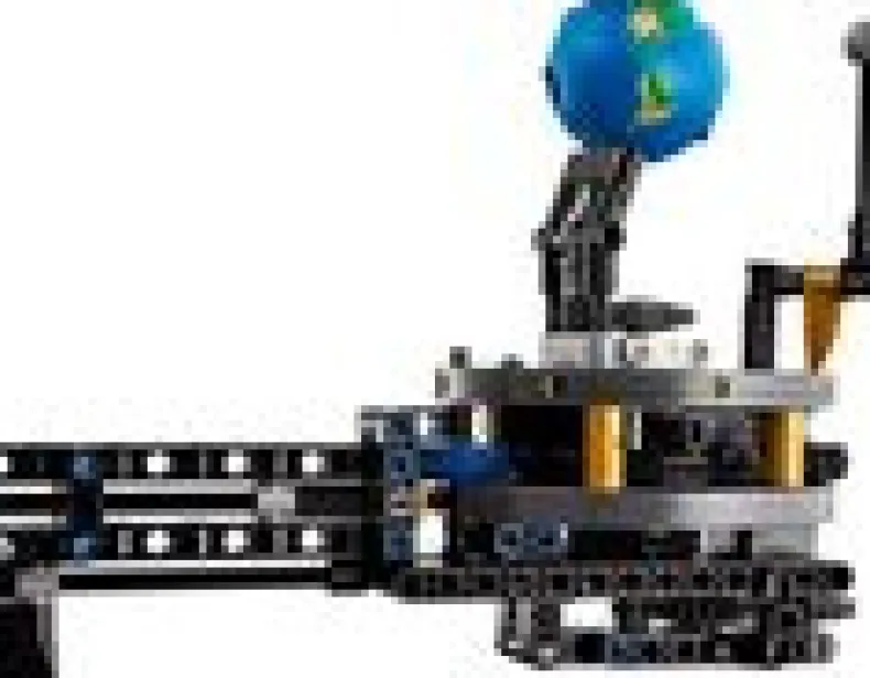 LEGO Technic 42179 De aarde en de maan in beweging