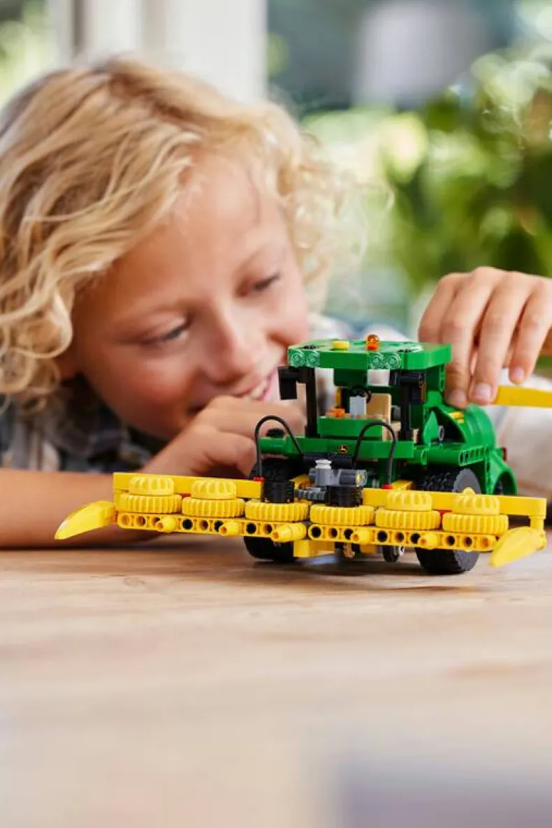 LEGO Technic 42168 John Deere 9700 Forage Harvester