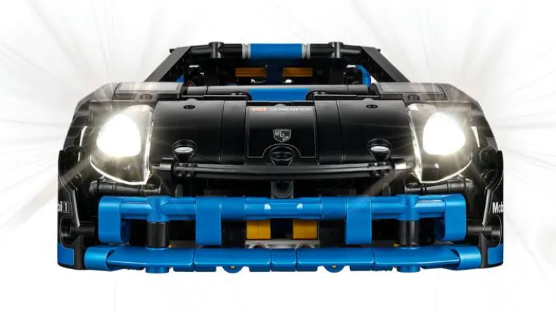 LEGO Technic 42176 Porsche GT4 e-Performance racewagen