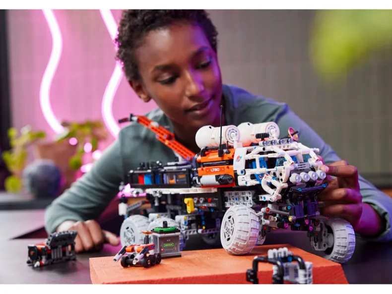 LEGO Technic 42180 Verkenningsrover op Mars