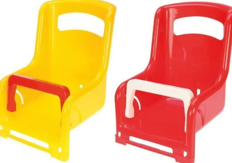 Poppenzitje fiets achter