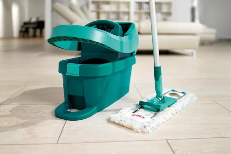 Profi pers met rollen