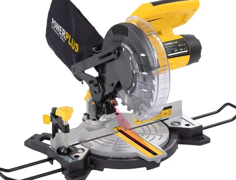 Verstekzaag 1500 W - 210 mm