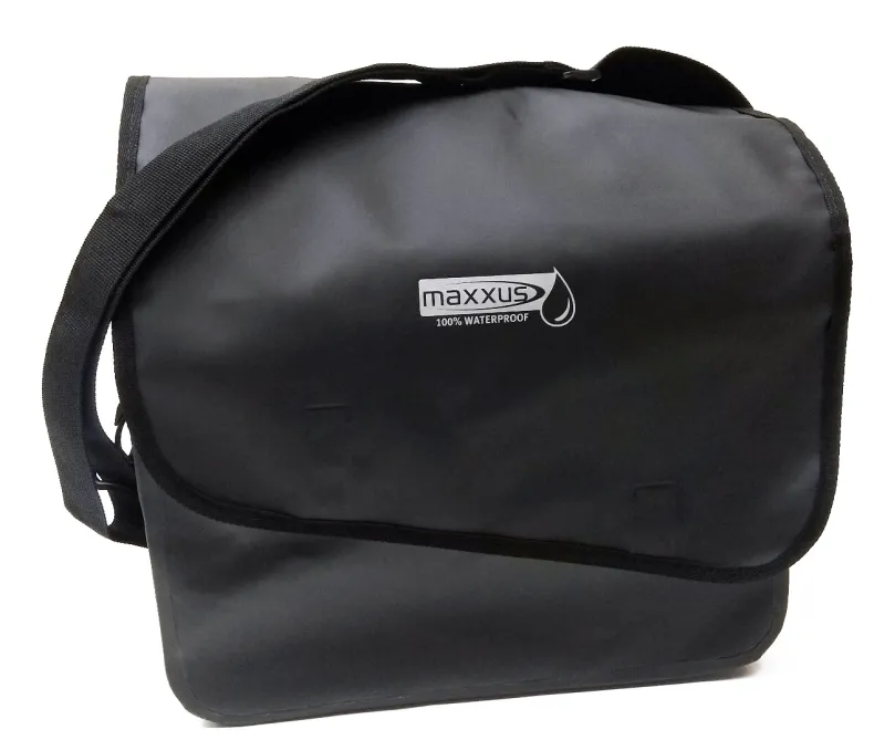 Waterdichte achtertas 22 L WP